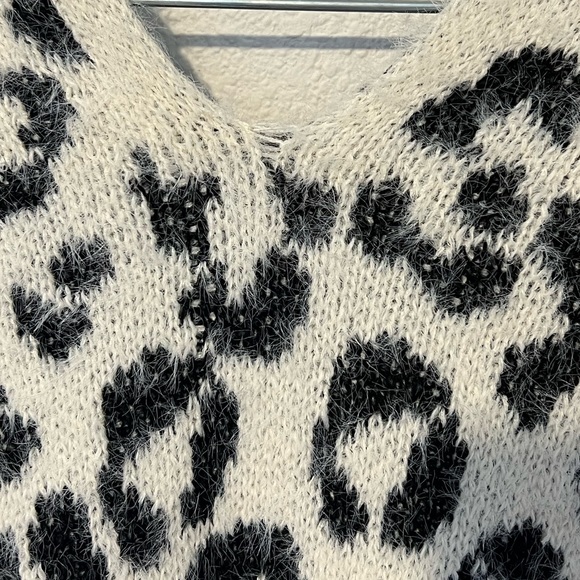 Leopard 🐆 Print Poncho One Size Fits Most NWT - Picture 11 of 11